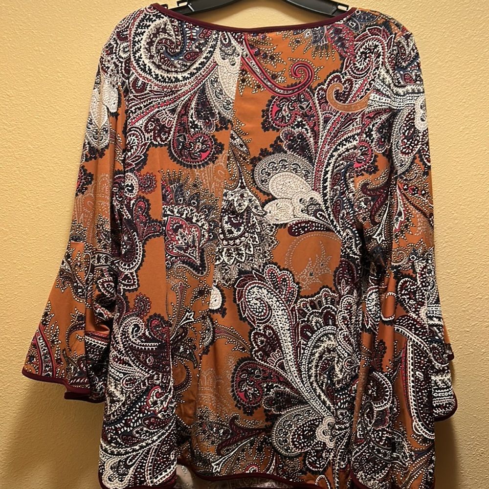 MSK Paisley Bell sleeve top: EUC - Picture 6 of 8